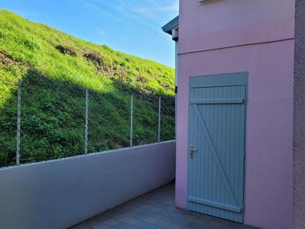 Maison de ville 4 pièces à vendre, avec véranda, cour et garage, VICHY (03)