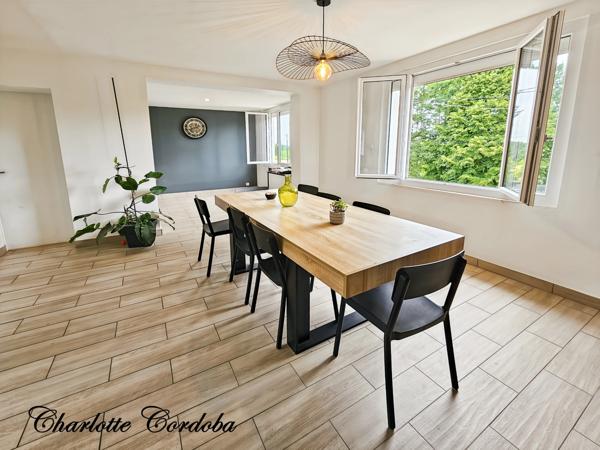 🏡 Maison entièrement rénovée – 2 chambres, possibilité 3 – Double garage à Xaintrailles
