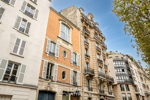 Quartier Breteuil – Atelier en triplex et vue dégagée