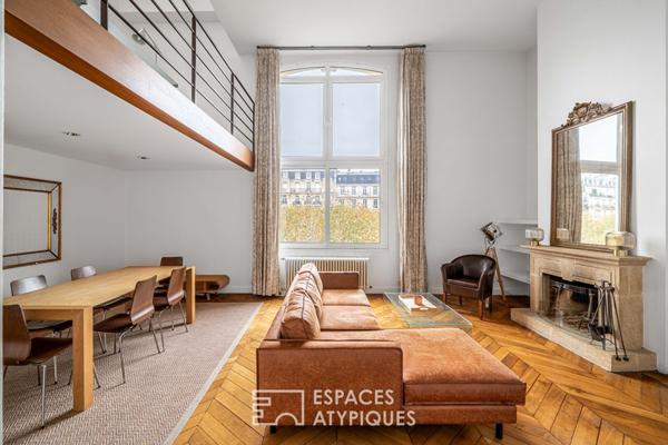 Quartier Breteuil – Atelier en triplex et vue dégagée