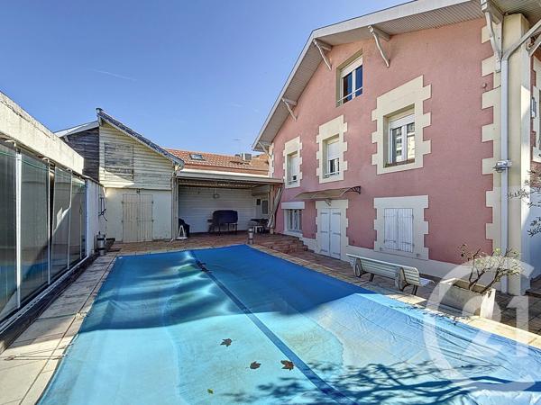Maison à vendre  9 pièces - 189,11 m2 ARCACHON - 33