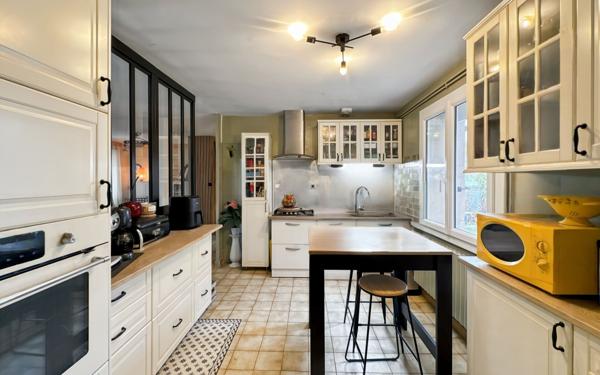 Maison à vendre    4 pièces • 110 m2 Valence