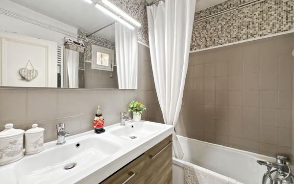 Maison à vendre    4 pièces • 110 m2 Valence