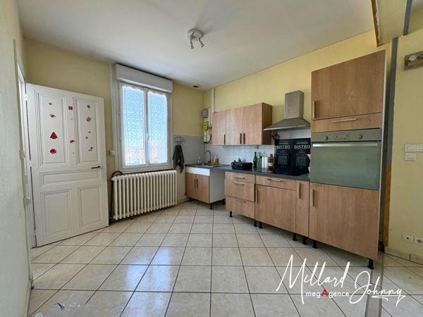 Maison à MONTCEAU-LES-MINES, 71300 - 2 pièces 49m²