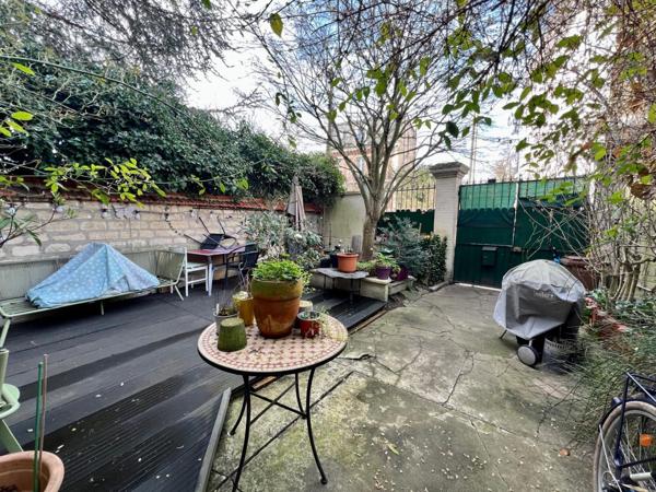 Maison Houilles 5 pièce(s) 142 m2 710 000 € **  - Référence  936
