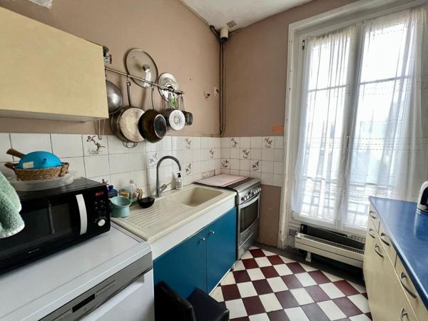 Maison Houilles 5 pièce(s) 142 m2 710 000 € **  - Référence  936