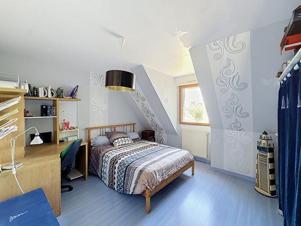Maison familiale de 132m², sous-sol complet, 4 chambres et 1 bureau - Kervignac.