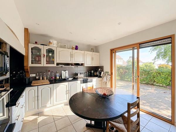 Maison familiale de 132m², sous-sol complet, 4 chambres et 1 bureau - Kervignac.