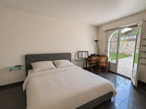 Rez-de-jardin avec jardin privatif -Esprit maison -La Garenne-Colombes