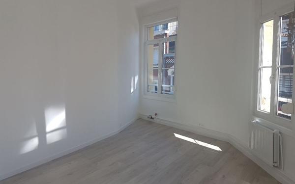 Appartement à louer    2 pièces •  Hazebrouck