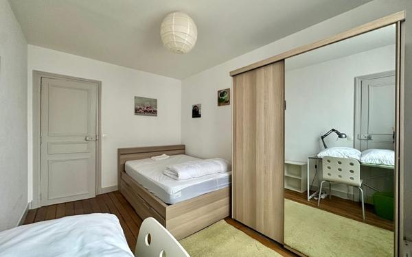 Appartement à louer    2 pièces • 35,03 m2 Paris 4