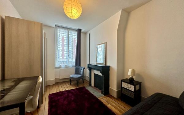 Appartement à louer    2 pièces • 35,03 m2 Paris 4