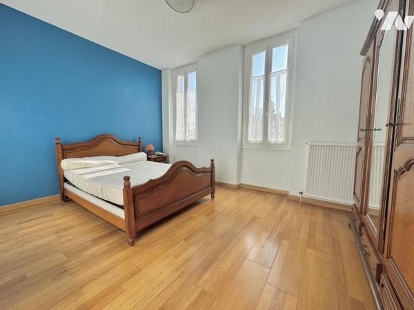 Maison à fort potentiel avec jardin et garage en centre-ville de Savenay