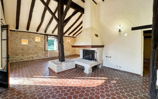 Maison à vendre    7 pièces • 175 m2 Chancelade