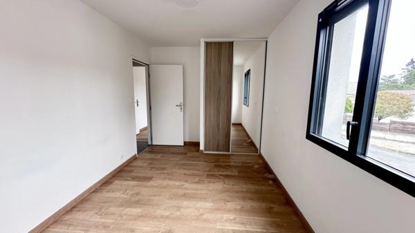 Maison à vendre 5 pièces SAINT JEAN D'ILLAC (33)