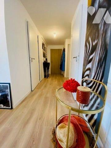 A Vendre à Perros-Guirec (22700), donnant sur le Port, un Appartement  achevé en 2024, de type ...