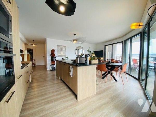 A Vendre à Perros-Guirec (22700), donnant sur le Port, un Appartement  achevé en 2024, de type ...