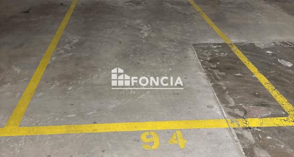 À vendre Parking 13.75 m² - Reims 51100