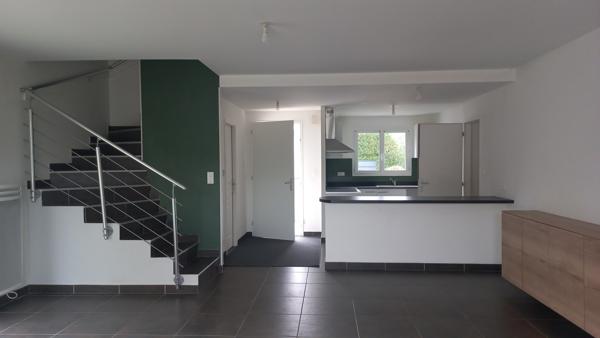 31600 EAUNES: Loue maison T5