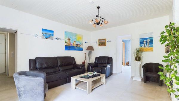 Maison de charme - 3 chambres et bureau - Garage et Piscine proche de la mer