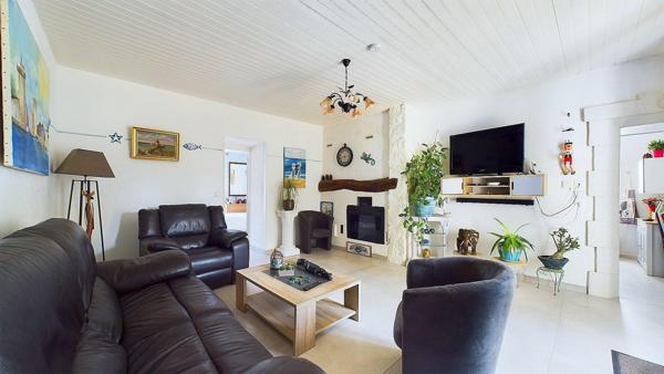 Maison de charme - 3 chambres et bureau - Garage et Piscine proche de la mer