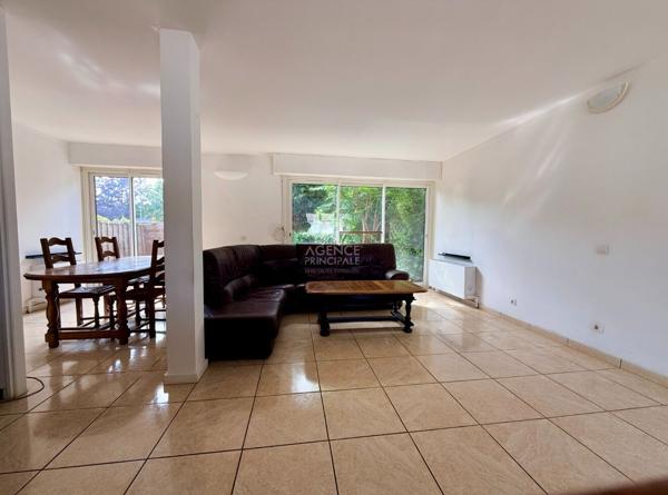 Maison Osny 5 pièce(s) 91.01 m2 283 284 € **  - Référence  11293