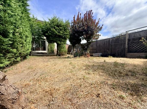 Maison Osny 5 pièce(s) 91.01 m2 283 284 € **  - Référence  11293