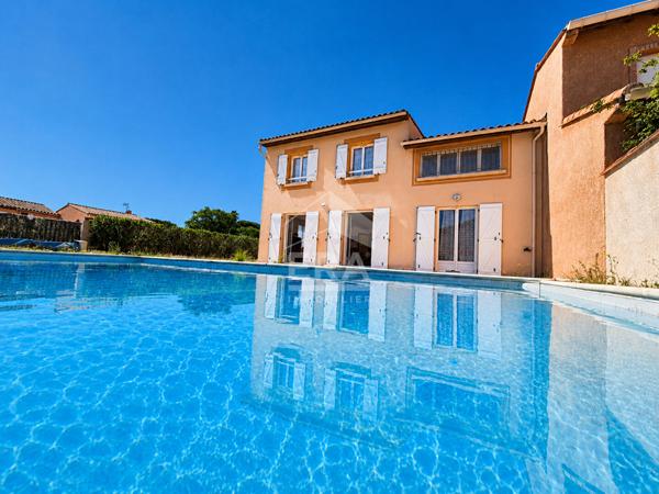 Maison 3 faces + Piscine + appartement T2