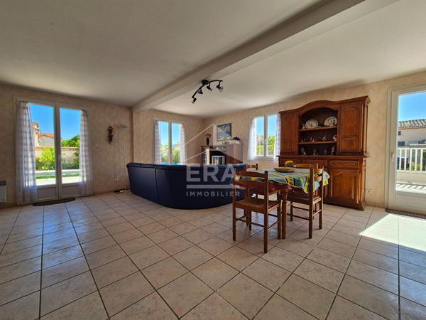Maison 3 faces + Piscine + appartement T2