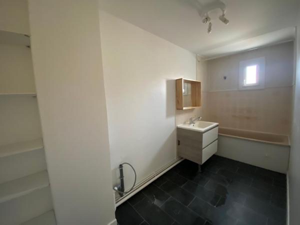 Maison Nantes 4 pièce(s) 79.8 m2, Nantes 44200