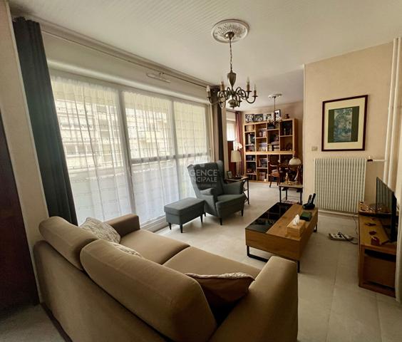 Appartement Pontoise 5 pièce(s) 101 m2 €184 500 ** - Référence 11056