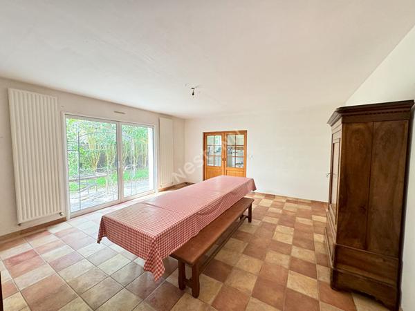 Maison à vendre Avrillé secteur Domaine de l'étang - 6 chambres - double garage, jardin