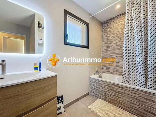 Vente Maison 5 pièces 125 m2 à Bourgoin-Jallieu