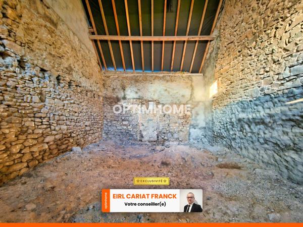 GRANGE AVEC ANCIENNE MAISON A RENOVER SUR DE 131.9 M² AVEC TERRAIN SUR 410 M² DE TERRAIN CLOS :