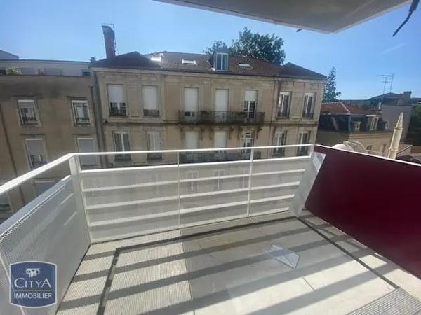 Appartement à louer 2 pièces 38.3m² Nancy (54000)