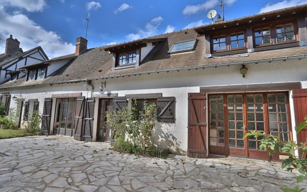 Maison à vendre    9 pièces •  Gisors
