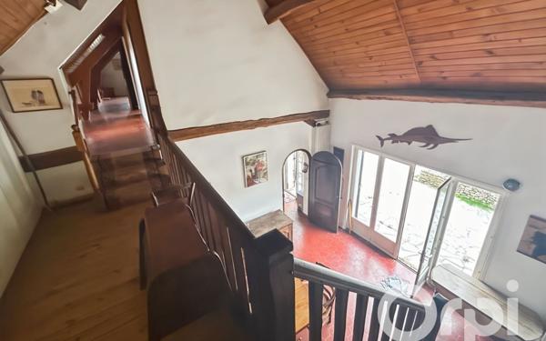 Maison à vendre    9 pièces •  Gisors