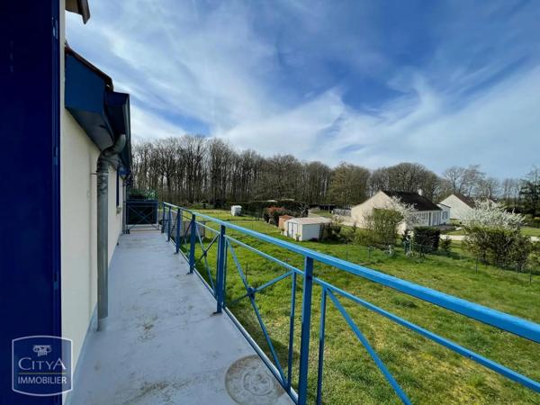 Appartement à louer 3 pièces 77m² Herbault (41190)