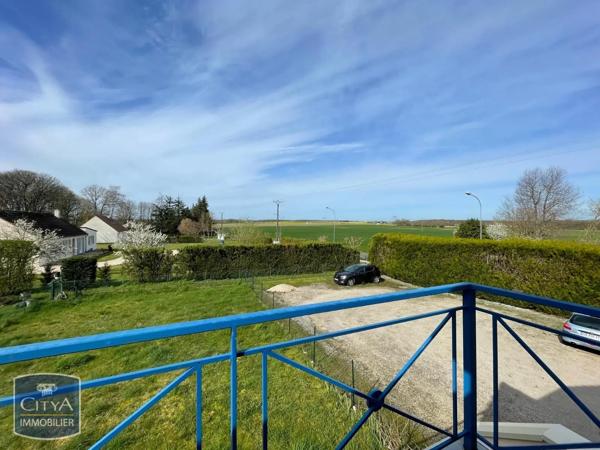 Appartement à louer 3 pièces 77m² Herbault (41190)