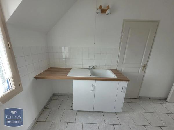 Appartement à louer 3 pièces 77m² Herbault (41190)