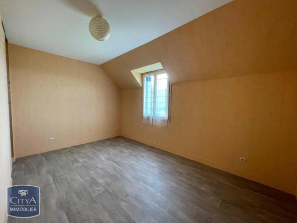 Appartement à louer 3 pièces 77m² Herbault (41190)