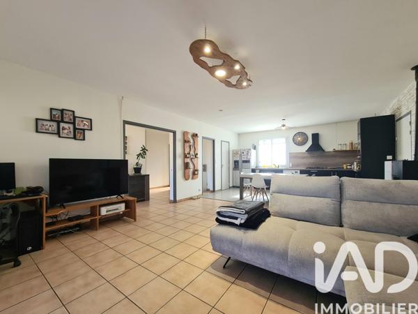Maison à vendre 4 pièces 97 m² La Ville-Dieu-du-Temple