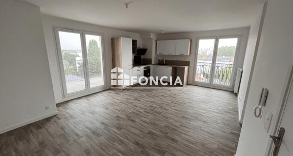 Location Appartement 4 pièces 70.47 m² - Le Blanc-mesnil 93150