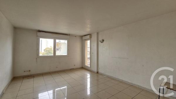 Appartement F3 à vendre  3 pièces - 77,73 m2 LE BLANC MESNIL - 93
