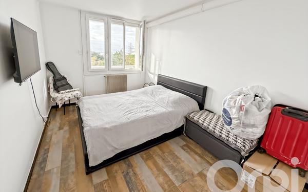 Appartement à louer    3 pièces • 75,20 m2 Donzère
