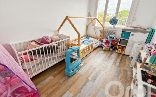 Appartement à louer    3 pièces • 75,20 m2 Donzère