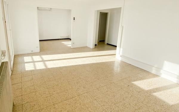 Appartement à louer    3 pièces • 75,20 m2 Donzère