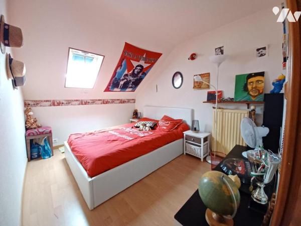 Couëron Bourg, maison en pierre rénovée, 5 ch