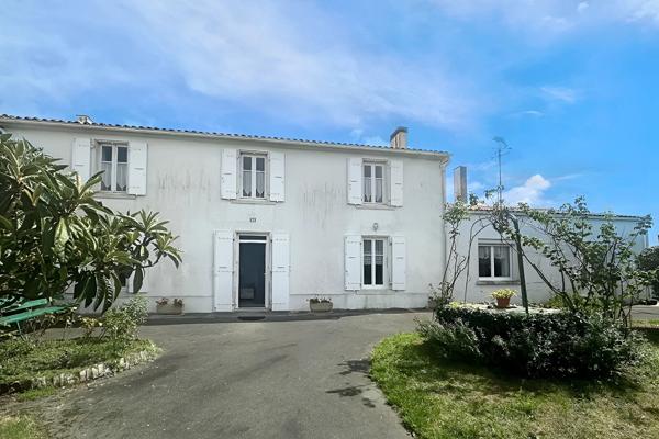 Maison 4 chambres - 168 m², Verines 17540