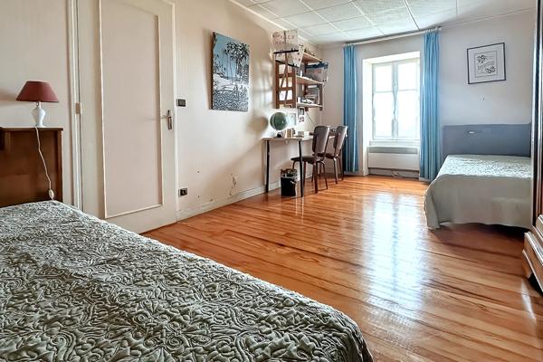Maison 4 chambres - 168 m², Verines 17540